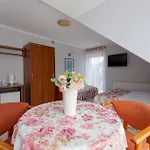 Rawia 3*